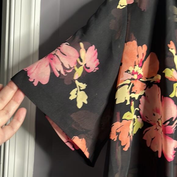 KSL by Karin Stevens Floral Tie Front Blouse Size 14W - Picture 4 of 7